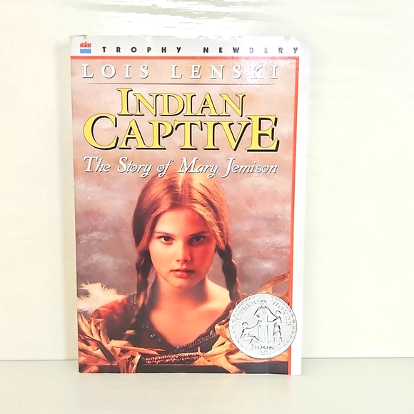 'Newberry Honor' Book Bundle - Picture 3 of 4